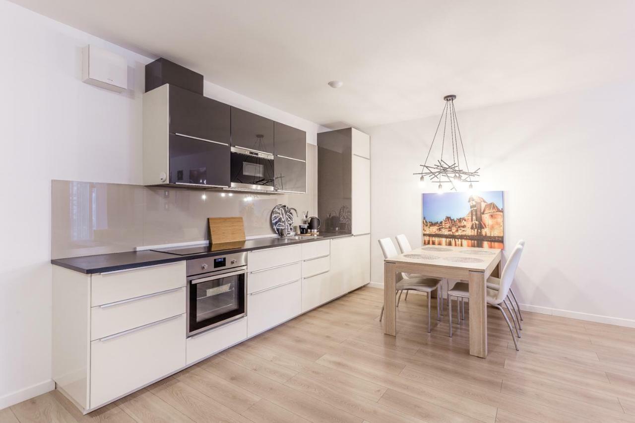 Apartmate Spacious Apartment With Balcony Oldtown For 6 People Gdańsk Buitenkant foto